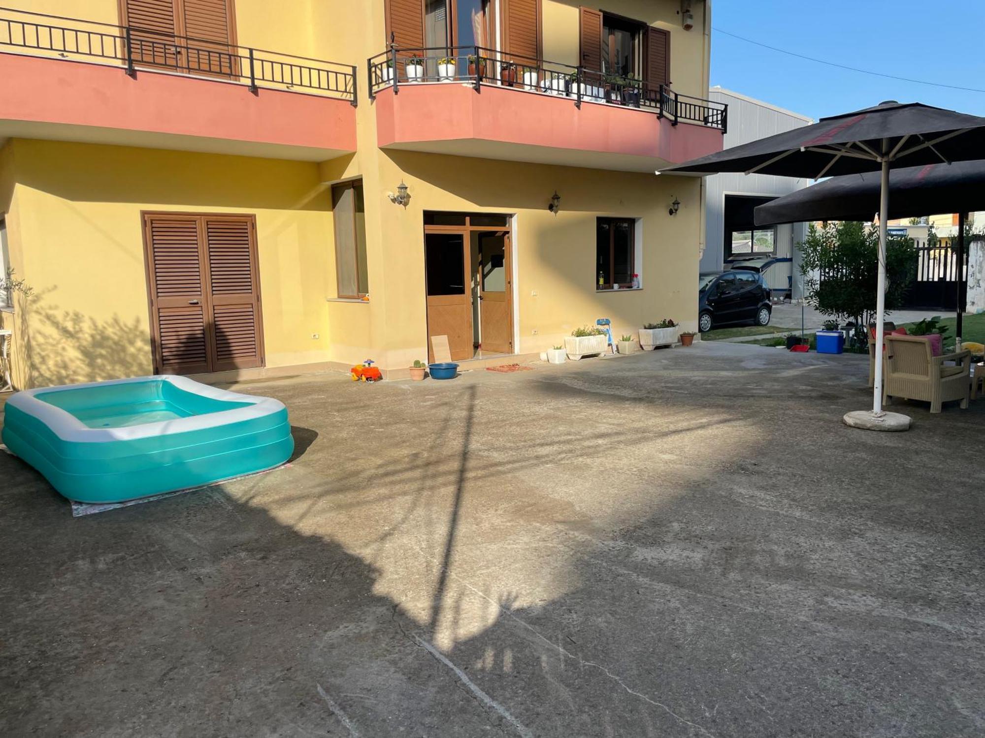 Villa Meka Durrës Exterior foto